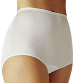 Vanity Fair Perfectly Yours Ravissant Premium Tailored Plus Size Nylon Brief